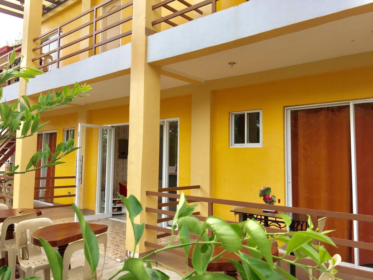 Jims Castle Inn Coron Exterior foto