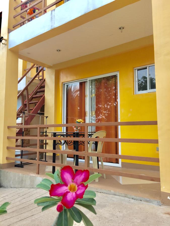 Jims Castle Inn Coron Exterior foto